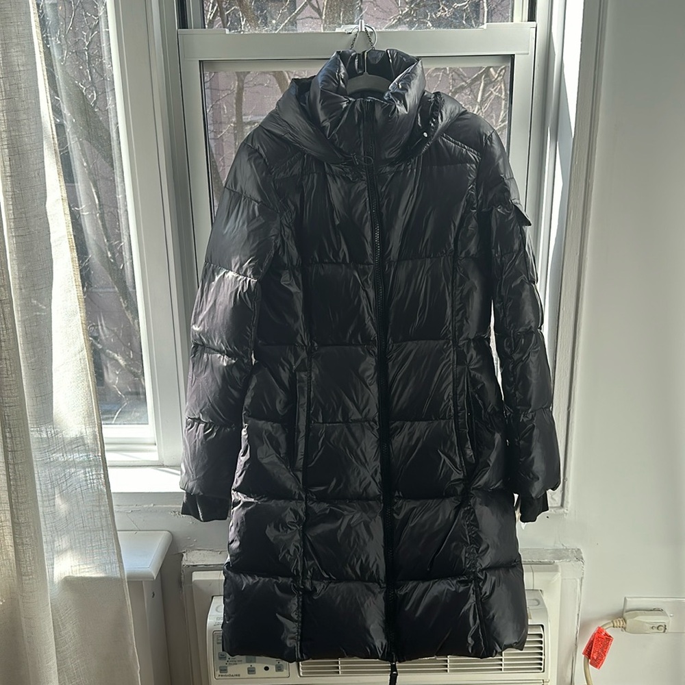 S13 brand new size Large down coat